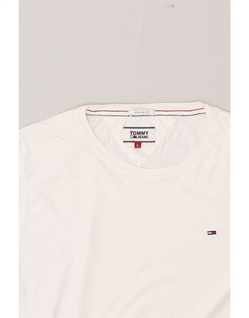 TOMMY HILFIGER Mens Slim T-Shirt Top Large White Cotton Vintage Tommy Hilfiger and Second-Hand Tommy Hilfiger from Messina Hembry 