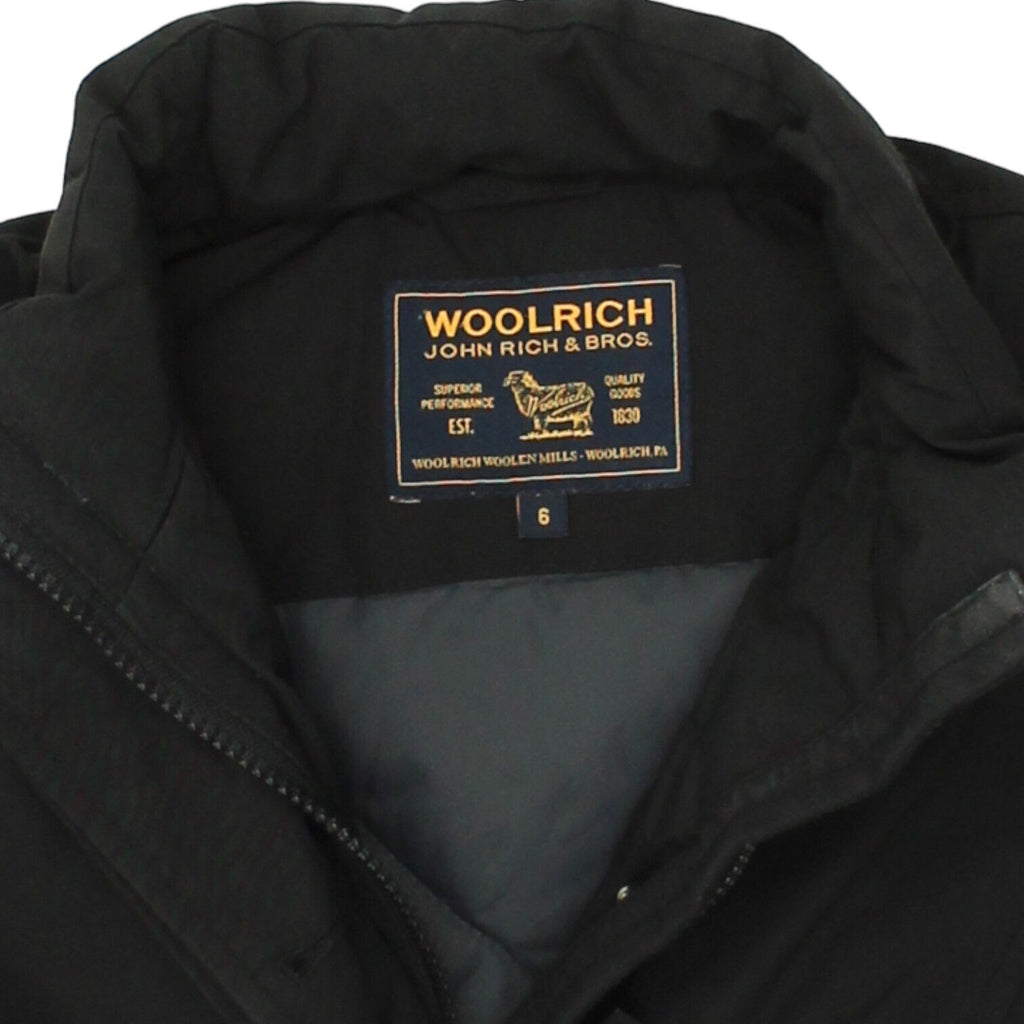 Woolrich Girls Black Padded Coat | Vintage High End Outdoors Designer Kids VTG | Vintage Messina Hembry | Thrift | Second-Hand Messina Hembry | Used Clothing | Messina Hembry 