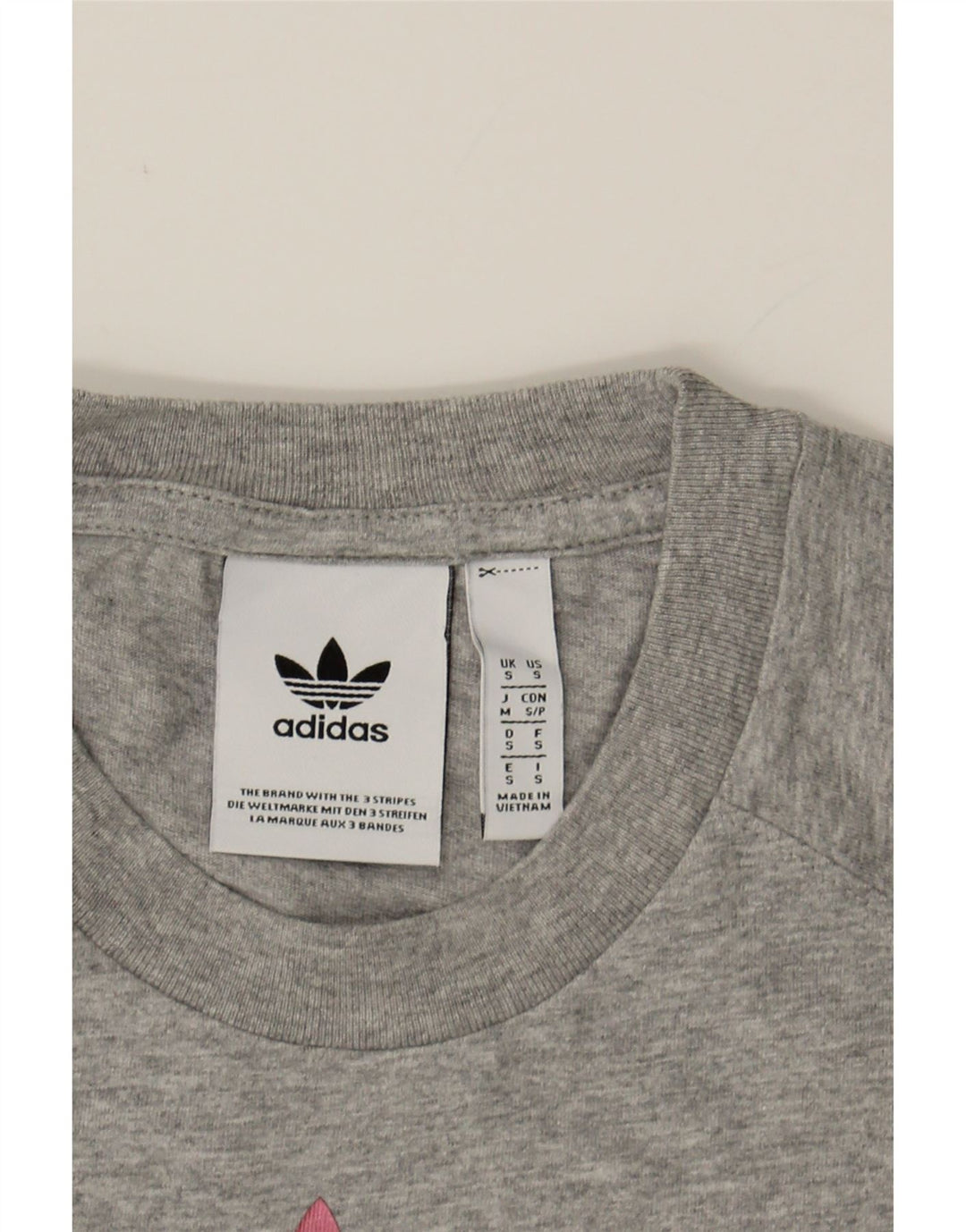 ADIDAS Mens Graphic T-Shirt Top Small Grey Flecked Cotton Vintage Adidas and Second-Hand Adidas from Messina Hembry 