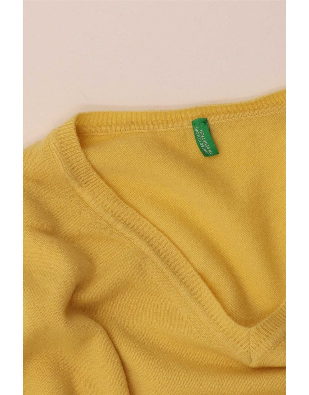 Benetton Mens V-Neck Jumper Sweater Medium Yellow