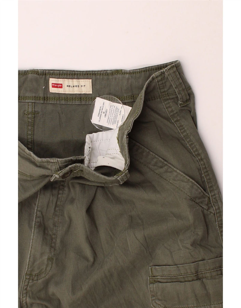 WRANGLER Mens Relaxed Fit Cargo Shorts W40 XL Khaki Cotton Vintage Wrangler and Second-Hand Wrangler from Messina Hembry 
