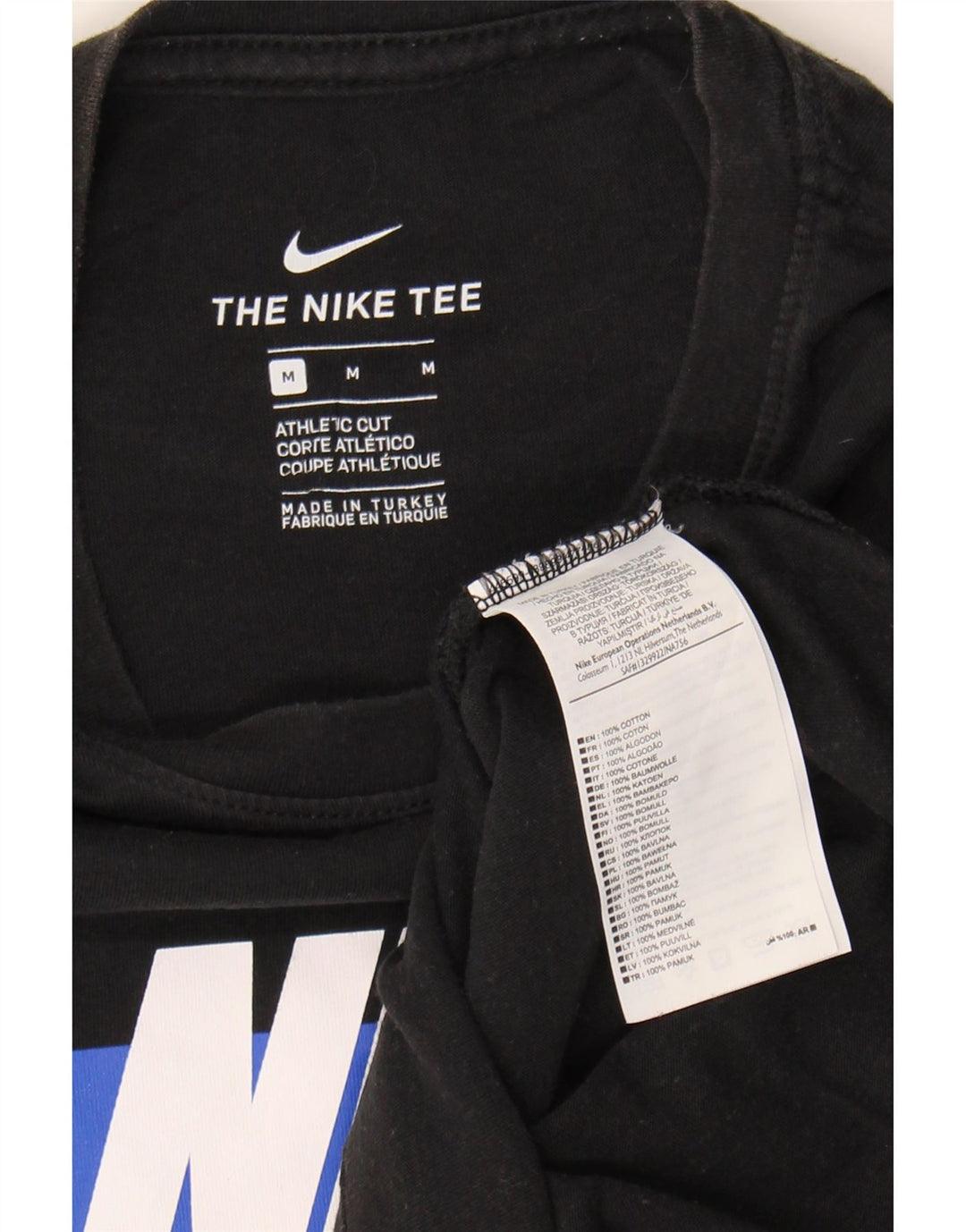 NIKE Mens Athletic Cut Graphic T-Shirt Top Medium Black Cotton Vintage Nike and Second-Hand Nike from Messina Hembry 