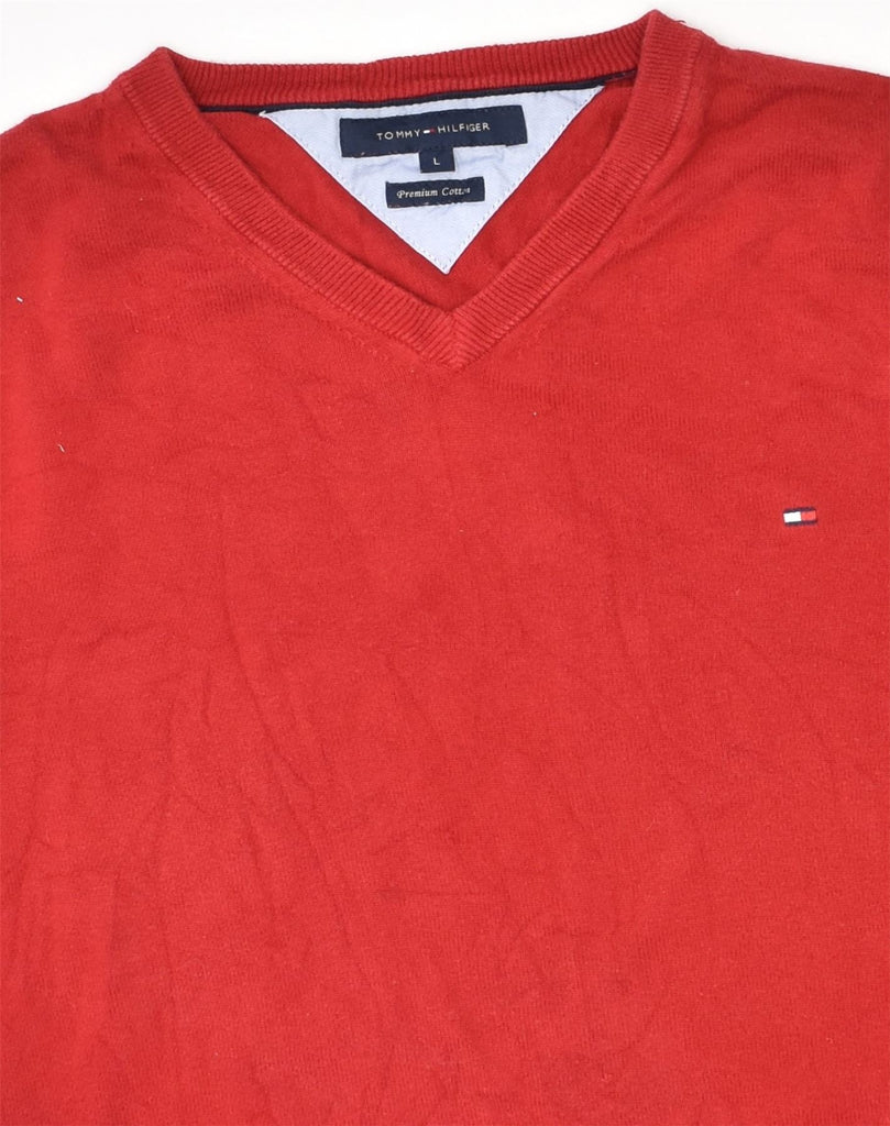 TOMMY HILFIGER Mens V-Neck Jumper Sweater Large Red Cotton | Vintage Tommy Hilfiger | Thrift | Second-Hand Tommy Hilfiger | Used Clothing | Messina Hembry 