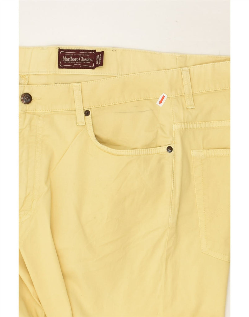 MARLBORO CLASSICS Mens Straight Casual Trousers W36 L29 Yellow Cotton | Vintage Marlboro Classics | Thrift | Second-Hand Marlboro Classics | Used Clothing | Messina Hembry 