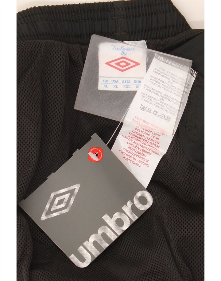 Umbro Mens Sport Shorts XL  Black Polyester