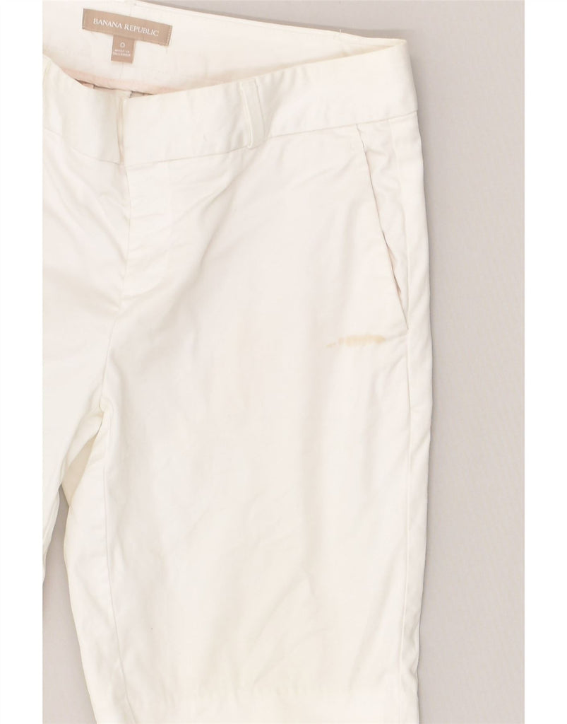 BANANA REPUBLIC Womens Chino Shorts US 0 XS W30 White | Vintage Banana Republic | Thrift | Second-Hand Banana Republic | Used Clothing | Messina Hembry 