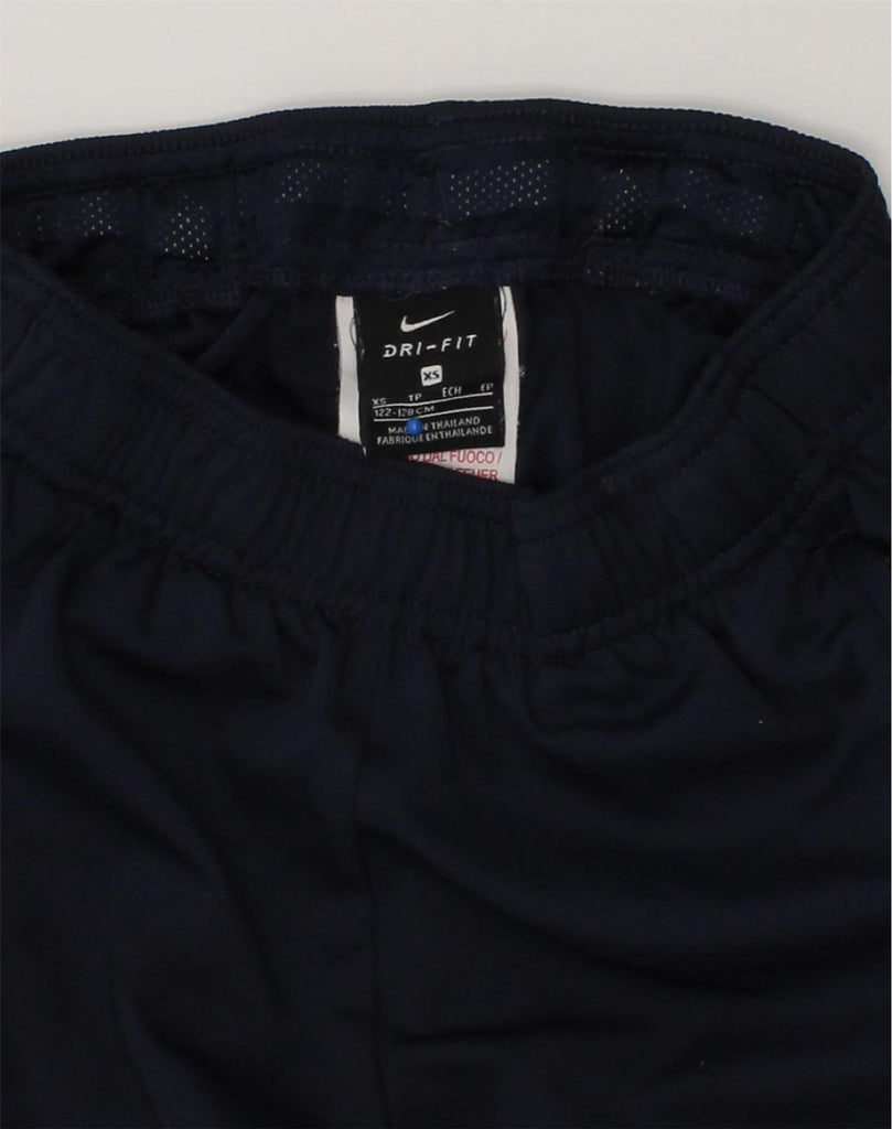 NIKE Boys Dri Fit Sport Shorts 7-8 Years XS Navy Blue Polyester | Vintage Nike | Thrift | Second-Hand Nike | Used Clothing | Messina Hembry 