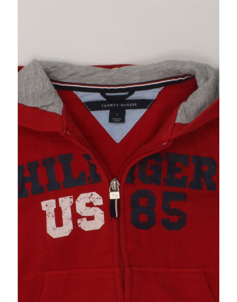 TOMMY HILFIGER Boys Graphic Zip Hoodie Sweater 4-5 Years Red Cotton | Vintage Tommy Hilfiger | Thrift | Second-Hand Tommy Hilfiger | Used Clothing | Messina Hembry 