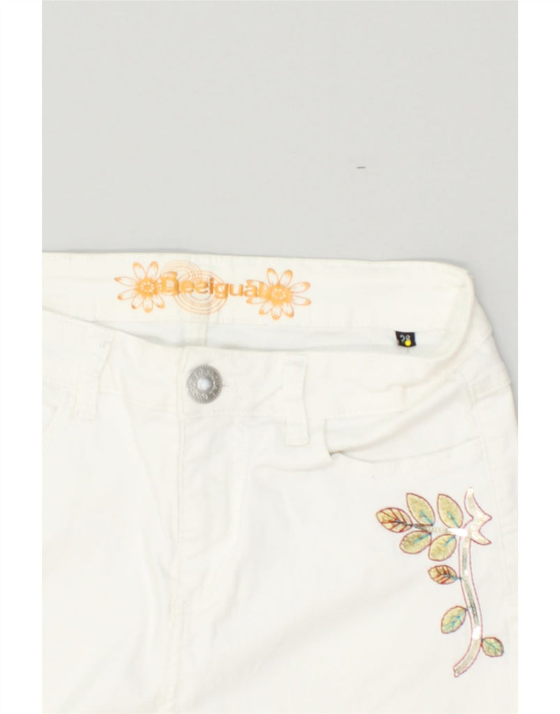 DESIGUAL Womens Slim Jeans W28 L25 White Floral | Vintage Desigual | Thrift | Second-Hand Desigual | Used Clothing | Messina Hembry 