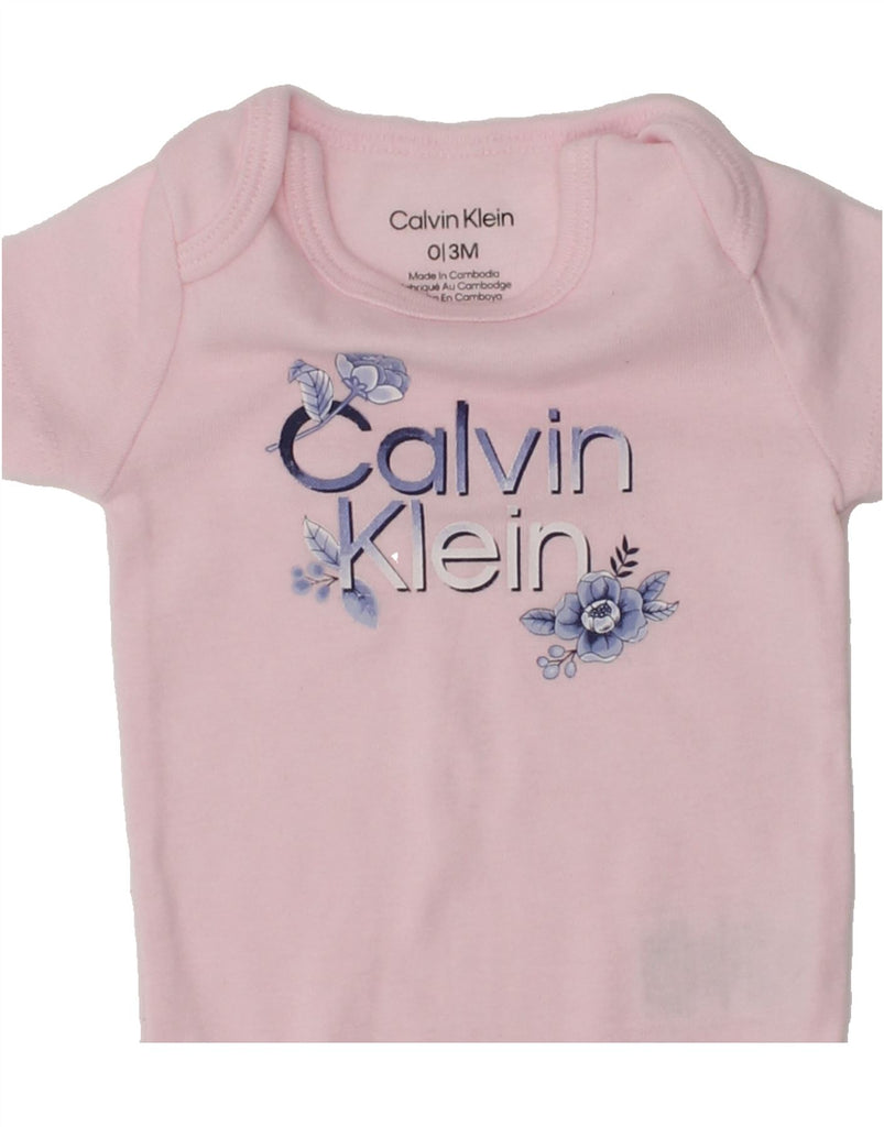 CALVIN KLEIN Baby Boys Bodysuit 0-3 Months Pink Cotton | Vintage Calvin Klein | Thrift | Second-Hand Calvin Klein | Used Clothing | Messina Hembry 