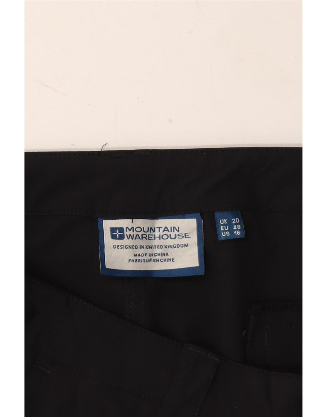 MOUNTAIN WAREHOUSE Womens Cargo Shorts UK 20 2XL W40  Black Nylon Vintage Mountain Warehouse and Second-Hand Mountain Warehouse from Messina Hembry 