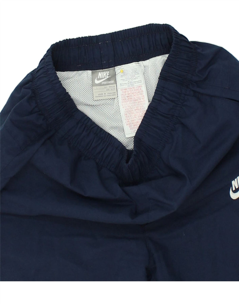 NIKE Boys Graphic Sport Shorts 12-13 Years Large Navy Blue Polyester | Vintage Nike | Thrift | Second-Hand Nike | Used Clothing | Messina Hembry 