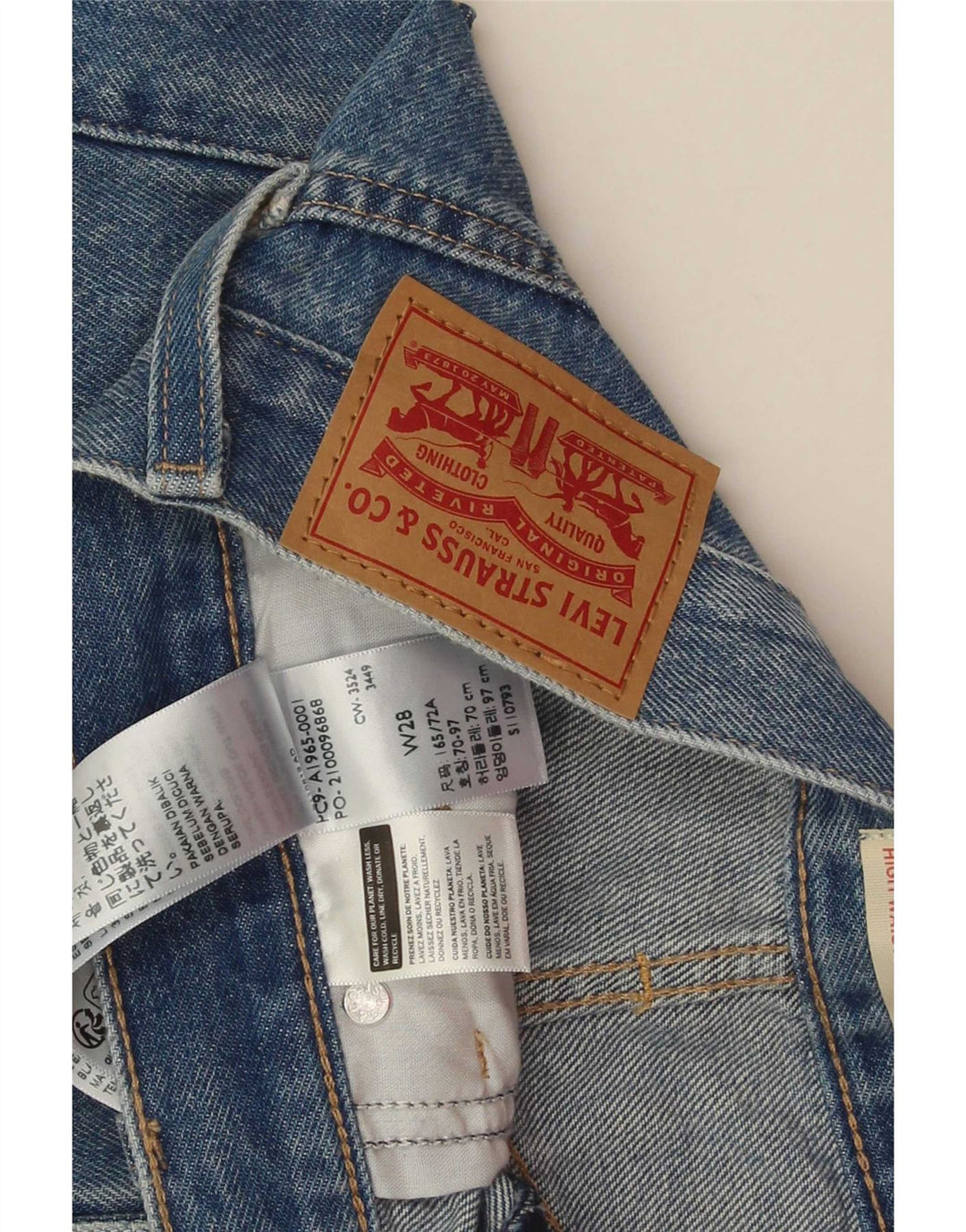 Levi's Womens Mom High Waist Denim Shorts W28 Medium Blue Cotton