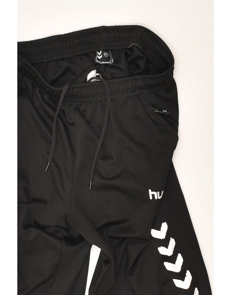 HUMMEL Boys Graphic Tracksuit Trousers 13-14 Years Black Polyester | Vintage Hummel | Thrift | Second-Hand Hummel | Used Clothing | Messina Hembry 