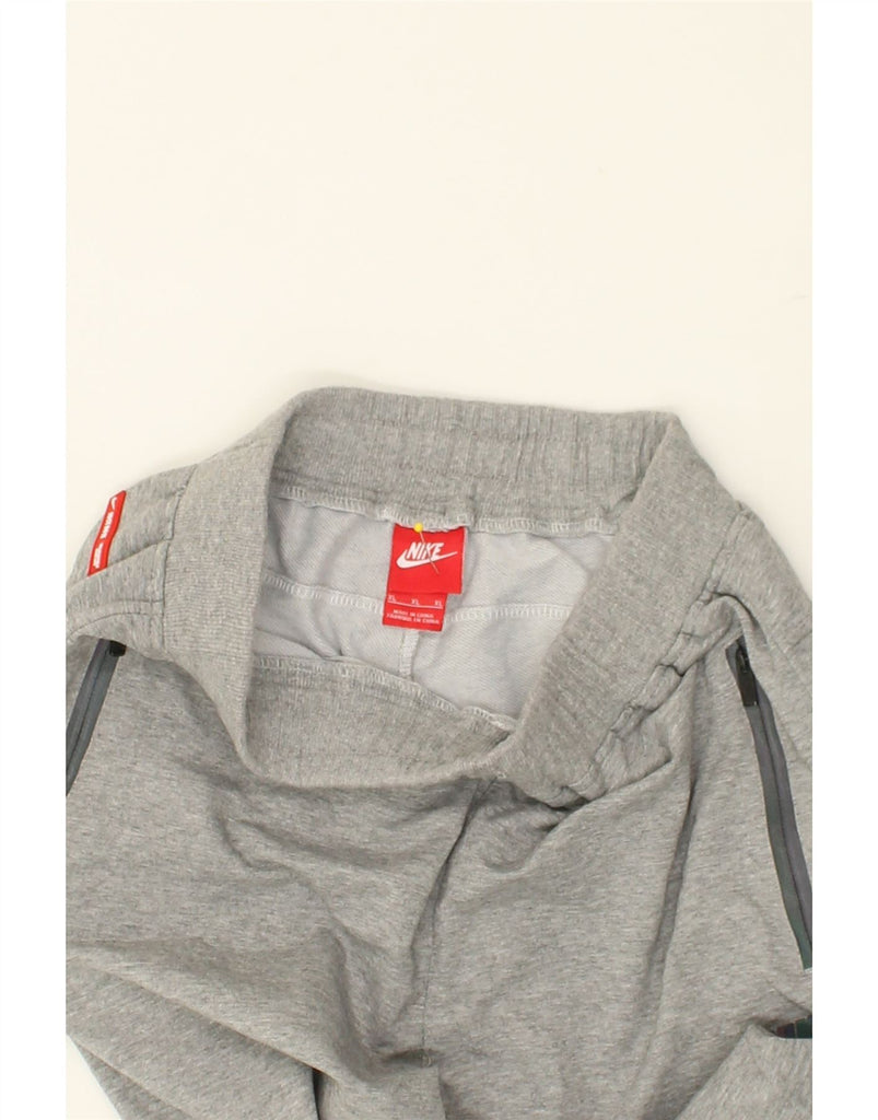 NIKE Boys Tracksuit Trousers Joggers 13-14 Years XL Grey Cotton | Vintage Nike | Thrift | Second-Hand Nike | Used Clothing | Messina Hembry 