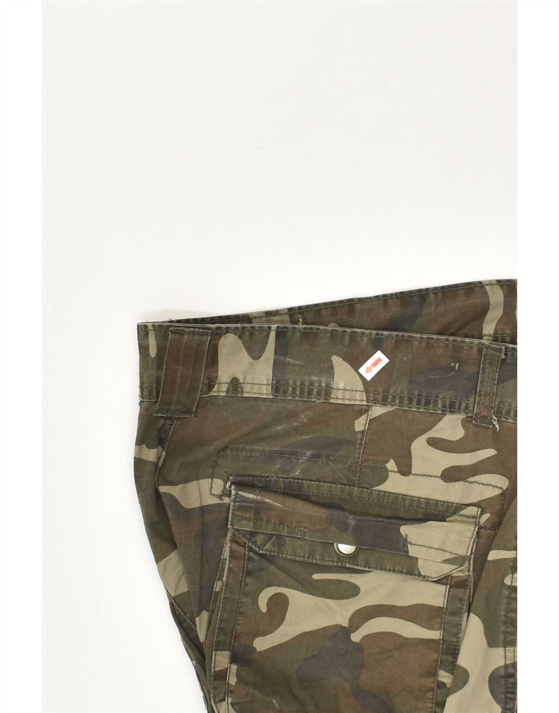 VINTAGE Mens Cargo Shorts IT 54 2XL W41 Khaki Camouflage Cotton | Vintage Vintage | Thrift | Second-Hand Vintage | Used Clothing | Messina Hembry 