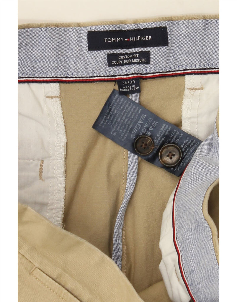 TOMMY HILFIGER Mens Custom Fit Straight Chino Trousers W36 L34 Beige Vintage Tommy Hilfiger and Second-Hand Tommy Hilfiger from Messina Hembry 