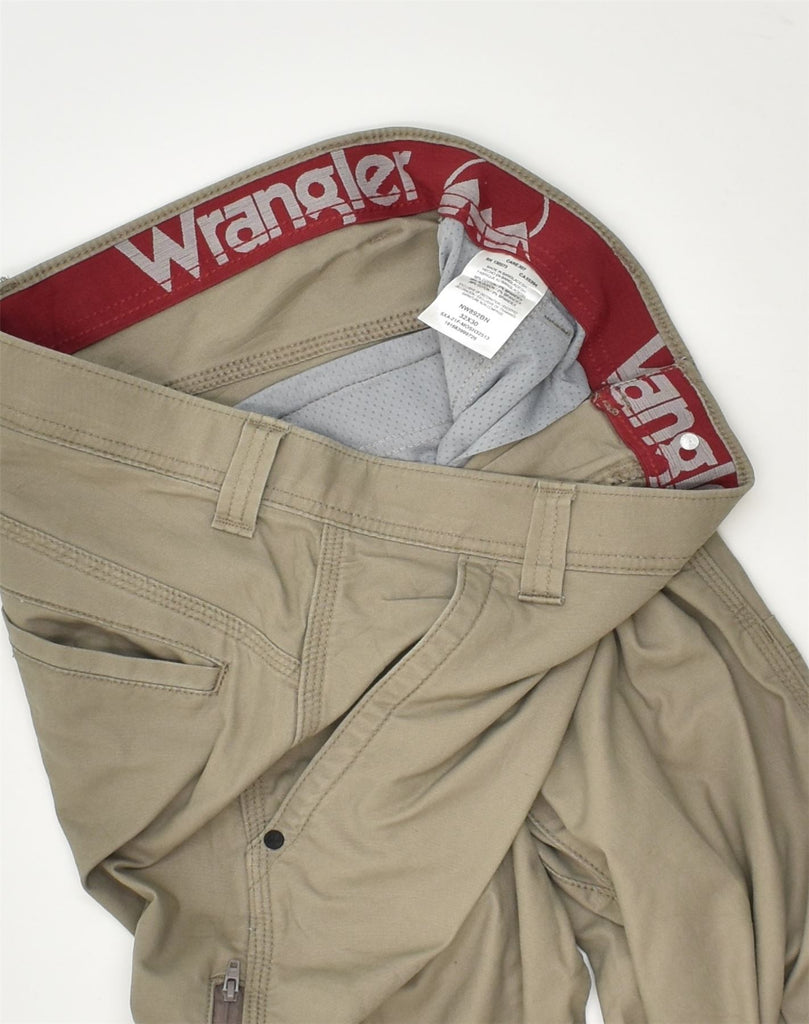 WRANGLER Mens Straight Casual Trousers W32 L30 Grey Cotton | Vintage Wrangler | Thrift | Second-Hand Wrangler | Used Clothing | Messina Hembry 