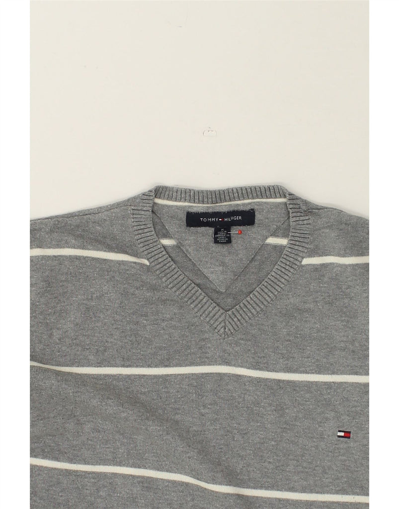 TOMMY HILFIGER Mens V-Neck Jumper Sweater Medium Grey Striped Cotton | Vintage Tommy Hilfiger | Thrift | Second-Hand Tommy Hilfiger | Used Clothing | Messina Hembry 