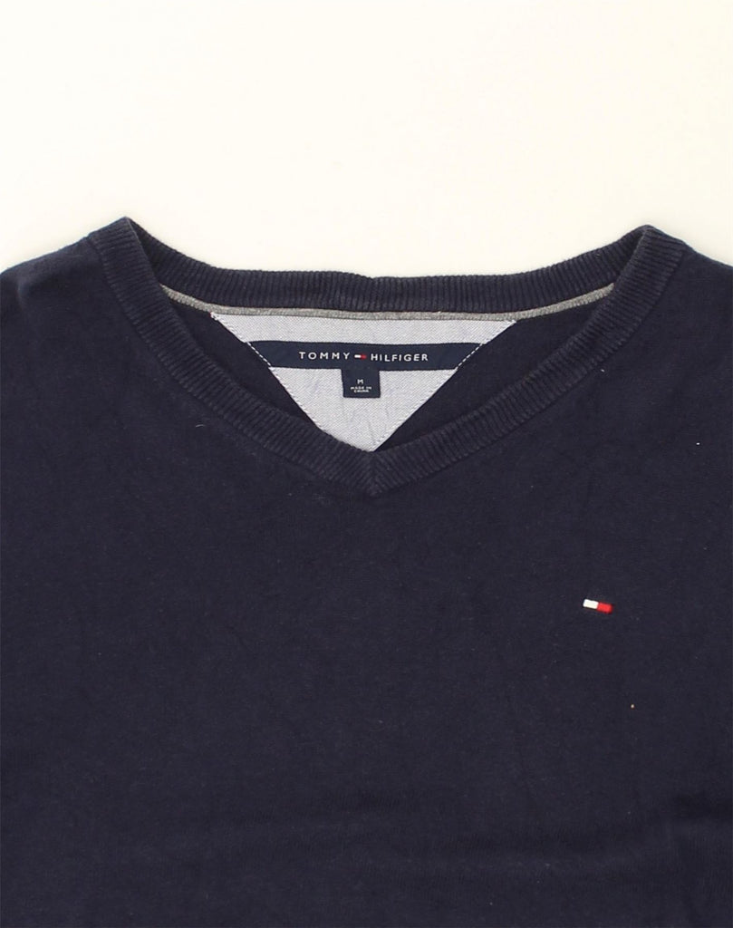 TOMMY HILFIGER Mens V-Neck Jumper Sweater Medium Navy Blue Cotton | Vintage Tommy Hilfiger | Thrift | Second-Hand Tommy Hilfiger | Used Clothing | Messina Hembry 