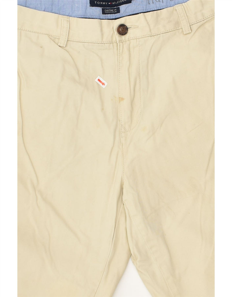 TOMMY HILFIGER Mens Slim Casual Trousers W36 L32 Beige Cotton | Vintage Tommy Hilfiger | Thrift | Second-Hand Tommy Hilfiger | Used Clothing | Messina Hembry 