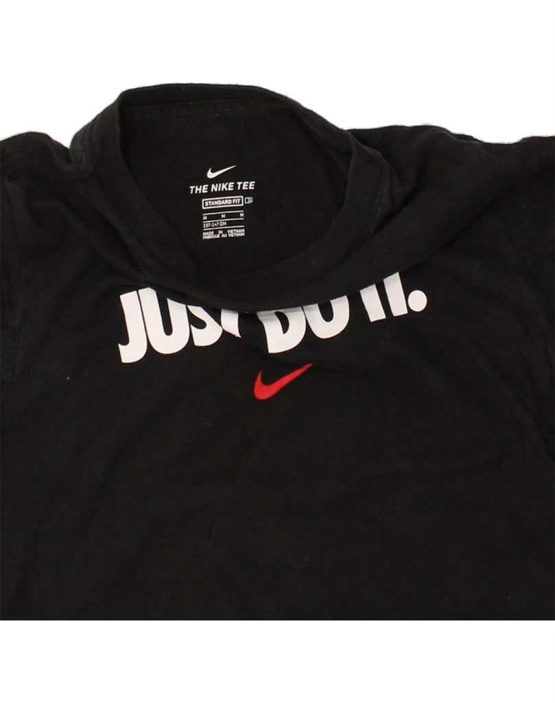 NIKE Boys Standard Fit Graphic T-Shirt Top 10-11 Years Medium  Black | Vintage Nike | Thrift | Second-Hand Nike | Used Clothing | Messina Hembry 