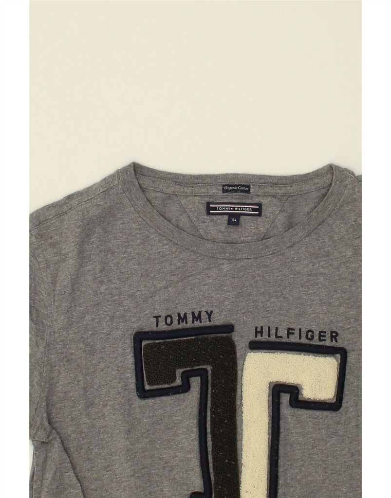 TOMMY HILFIGER Boys Graphic T-Shirt Top 13-14 Years Grey Cotton | Vintage Tommy Hilfiger | Thrift | Second-Hand Tommy Hilfiger | Used Clothing | Messina Hembry 