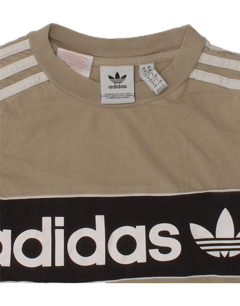 ADIDAS Boys Graphic T-Shirt Top 7-8 Years Beige Cotton | Vintage Adidas | Thrift | Second-Hand Adidas | Used Clothing | Messina Hembry 