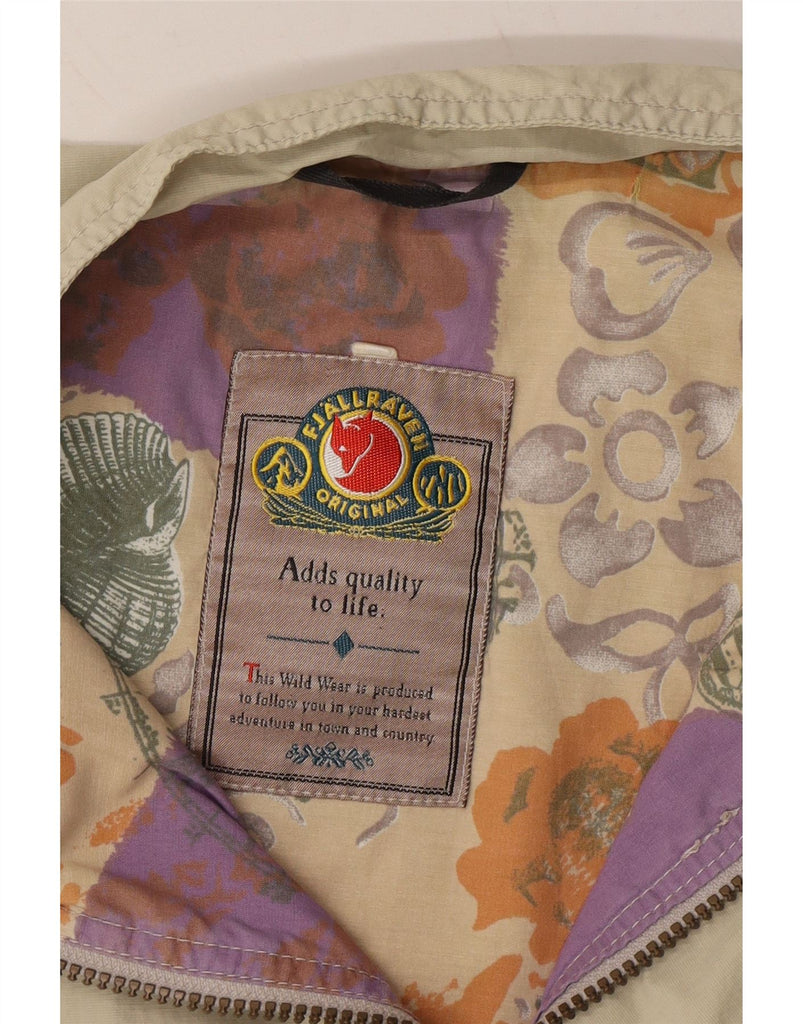 FJALL RAVEN Mens Utility Gilet UK 40 Large Beige Vintage Fjall Raven and Second-Hand Fjall Raven from Messina Hembry 