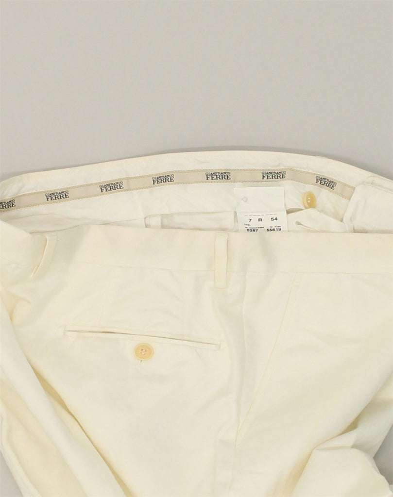 GIANFRANCO FERRE Mens Slim Chino Trousers W36 L28 Off White Cotton | Vintage Gianfranco Ferre | Thrift | Second-Hand Gianfranco Ferre | Used Clothing | Messina Hembry 