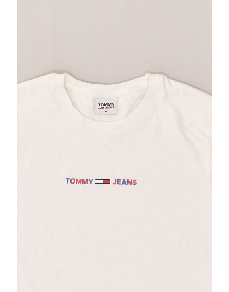 TOMMY HILFIGER Womens Crop Graphic T-Shirt Top UK 6 XS White Cotton | Vintage Tommy Hilfiger | Thrift | Second-Hand Tommy Hilfiger | Used Clothing | Messina Hembry 