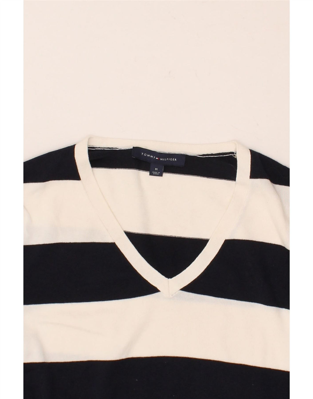 TOMMY HILFIGER Womens V-Neck Jumper Sweater UK 12 Medium White Striped Vintage Tommy Hilfiger and Second-Hand Tommy Hilfiger from Messina Hembry 