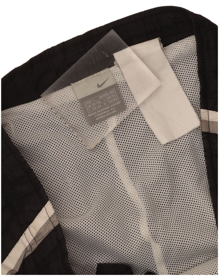 Nike Mens Bermuda Sport Shorts  Large  Black