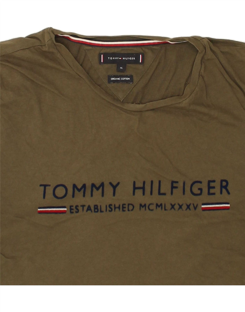 TOMMY HILFIGER Mens Slim Graphic T-Shirt Top XL Khaki Cotton Vintage Tommy Hilfiger and Second-Hand Tommy Hilfiger from Messina Hembry 