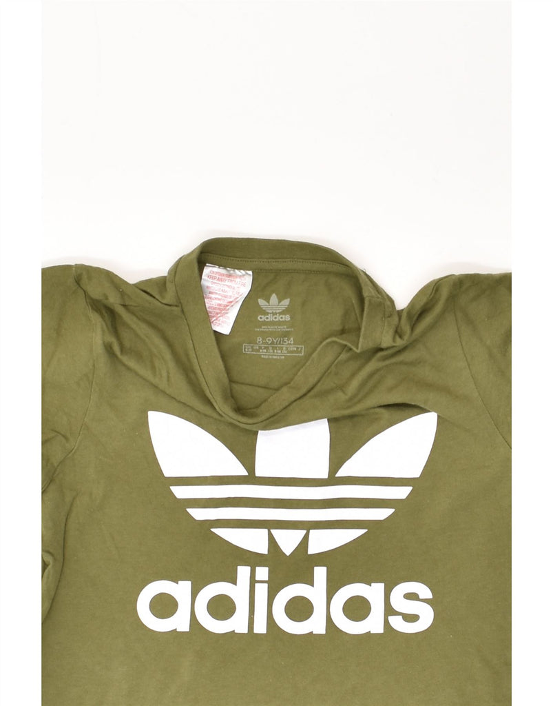 ADIDAS Boys Graphic T-Shirt Top 8-9 Years Khaki Cotton | Vintage Adidas | Thrift | Second-Hand Adidas | Used Clothing | Messina Hembry 