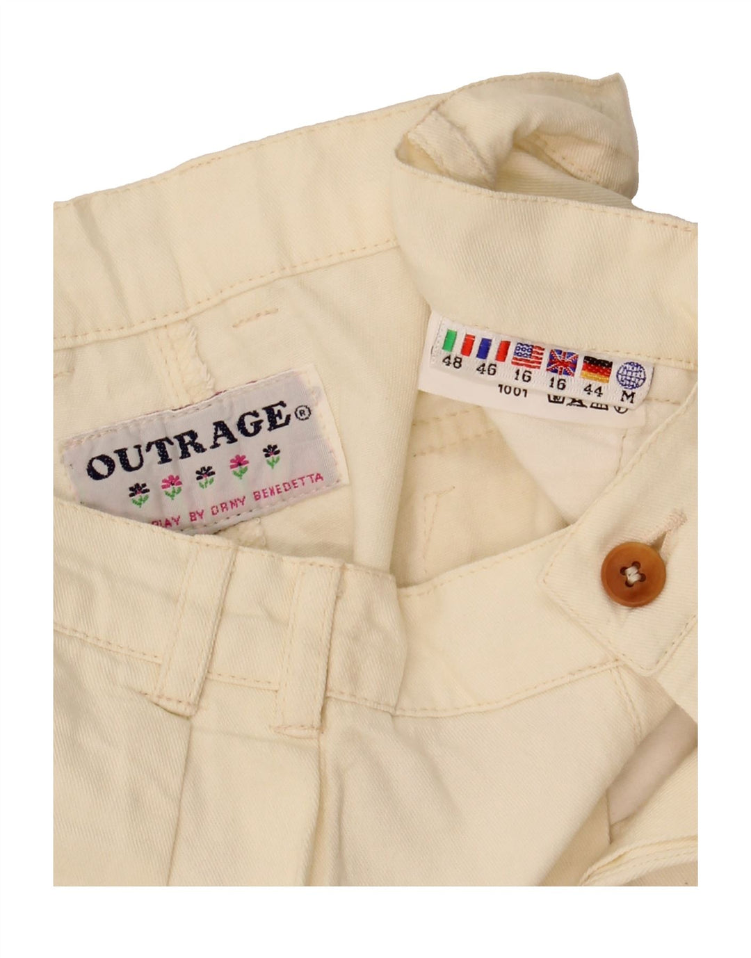 OUTRAGE Womens Pegged Chino Shorts UK 16 Large W28 Beige Vintage Outrage and Second-Hand Outrage from Messina Hembry 