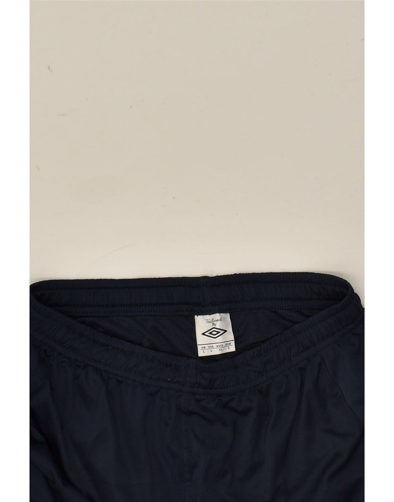 UMBRO Mens Tailored Sport Shorts Large Navy Blue Polyester | Vintage Umbro | Thrift | Second-Hand Umbro | Used Clothing | Messina Hembry 