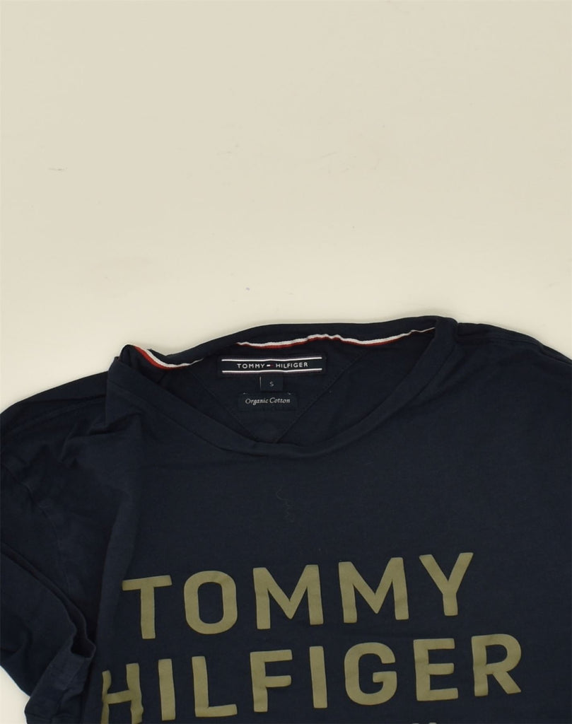 TOMMY HILFIGER Mens Graphic T-Shirt Top Small Navy Blue Cotton | Vintage Tommy Hilfiger | Thrift | Second-Hand Tommy Hilfiger | Used Clothing | Messina Hembry 