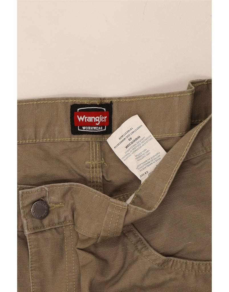 WRANGLER Mens Workwear Cargo Shorts W40 XL  Grey Cotton Vintage Wrangler and Second-Hand Wrangler from Messina Hembry 