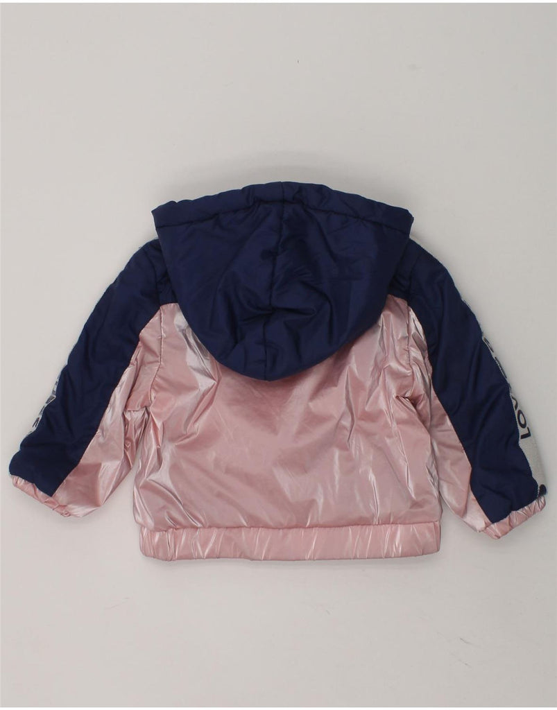 GUESS Baby Boys Graphic Hooded Padded Jacket 6-9 Months Pink Colourblock | Vintage Guess | Thrift | Second-Hand Guess | Used Clothing | Messina Hembry 