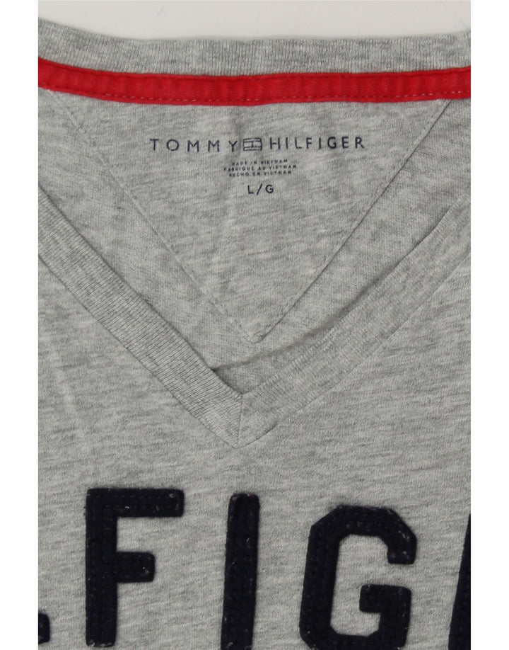 TOMMY HILFIGER Mens Graphic T-Shirt Top Large Grey Vintage Tommy Hilfiger and Second-Hand Tommy Hilfiger from Messina Hembry 