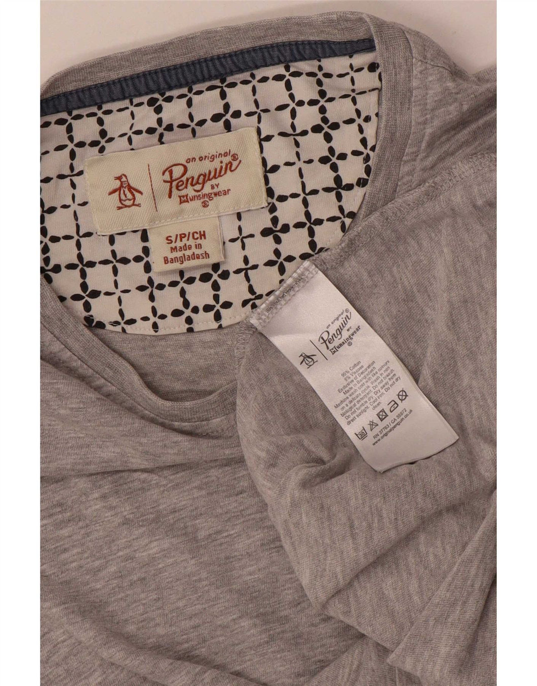 Penguin Mens T-Shirt Top Small Grey Cotton