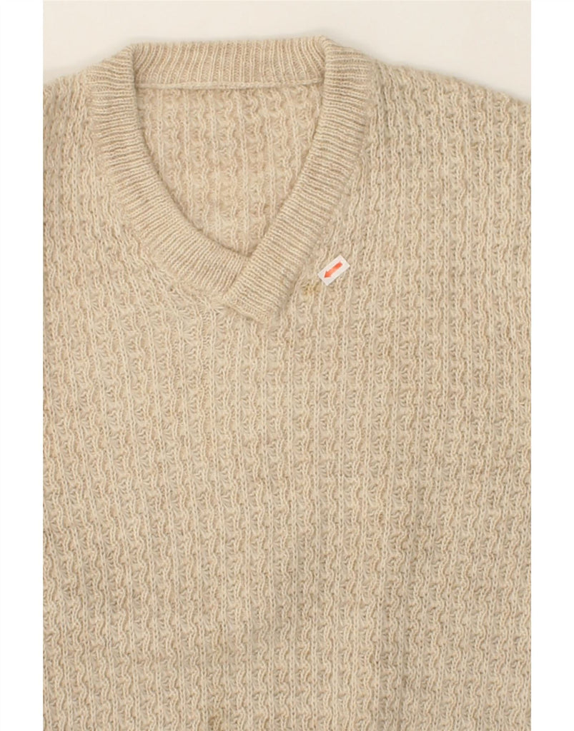 VINTAGE Mens V-Neck Jumper Sweater Medium Beige Wool | Vintage Vintage | Thrift | Second-Hand Vintage | Used Clothing | Messina Hembry 