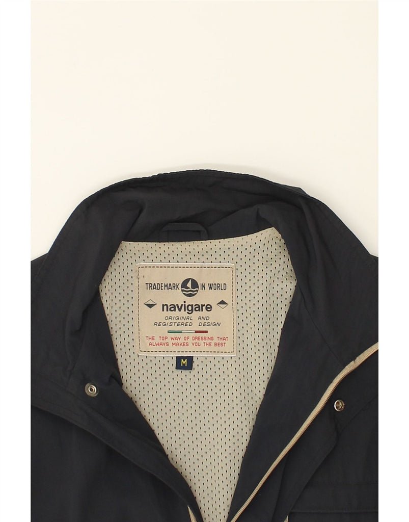 NAVIGARE Mens Bomber Jacket UK 38 Medium Navy Blue Polyamide | Vintage Navigare | Thrift | Second-Hand Navigare | Used Clothing | Messina Hembry 