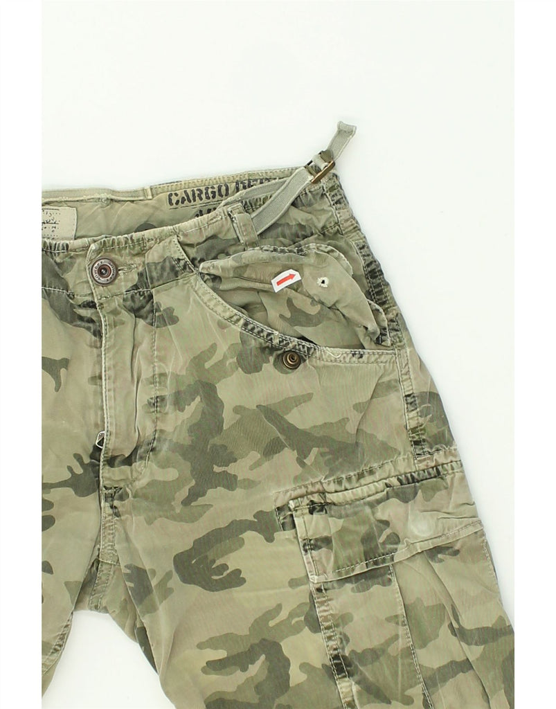 40WEFT Mens Cargo Shorts W30 Medium  Green Camouflage Cotton | Vintage 40Weft | Thrift | Second-Hand 40Weft | Used Clothing | Messina Hembry 