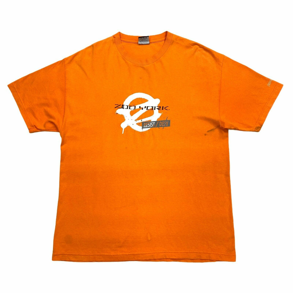 Zoo York Resist Defy Tshirt | Vintage Skateboard Company Street Wear Orange VTG | Vintage Messina Hembry | Thrift | Second-Hand Messina Hembry | Used Clothing | Messina Hembry 