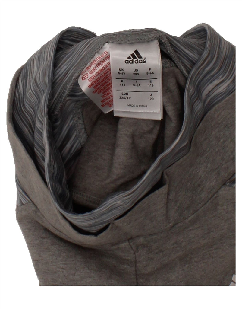 ADIDAS Girls Sport Shorts 5-6 Years  Grey Pinstripe Cotton Vintage Adidas and Second-Hand Adidas from Messina Hembry 