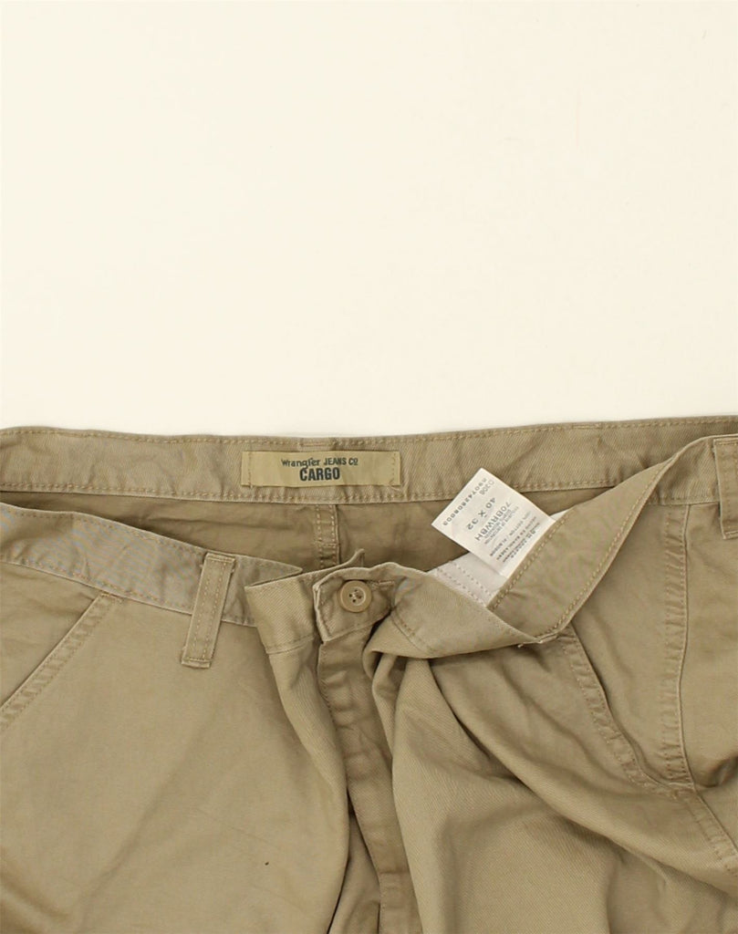 WRANGLER Mens Straight Cargo Trousers W40 L32 Beige Cotton | Vintage Wrangler | Thrift | Second-Hand Wrangler | Used Clothing | Messina Hembry 