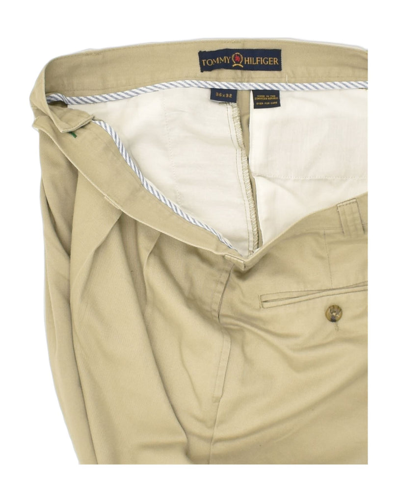 TOMMY HILFIGER Mens Straight Chino Trousers W36 L32 Beige Cotton | Vintage Tommy Hilfiger | Thrift | Second-Hand Tommy Hilfiger | Used Clothing | Messina Hembry 