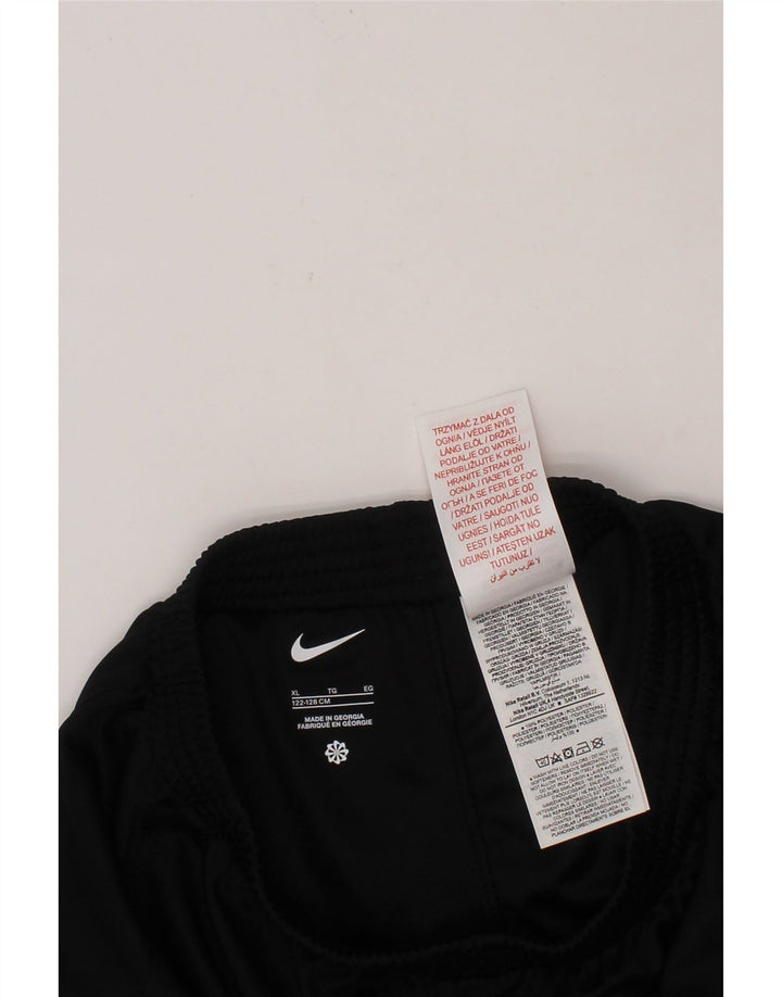 NIKE Boys Sport Shorts 6-7 Years XS Black Polyester Vintage Nike and Second-Hand Nike from Messina Hembry 